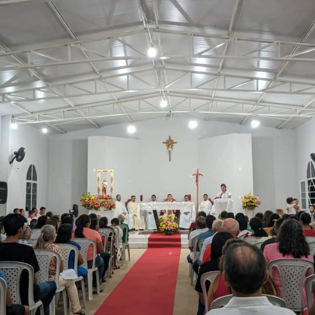 Campanha de flores mobiliza moradores para o festejo de Santa Luzia em Lages
