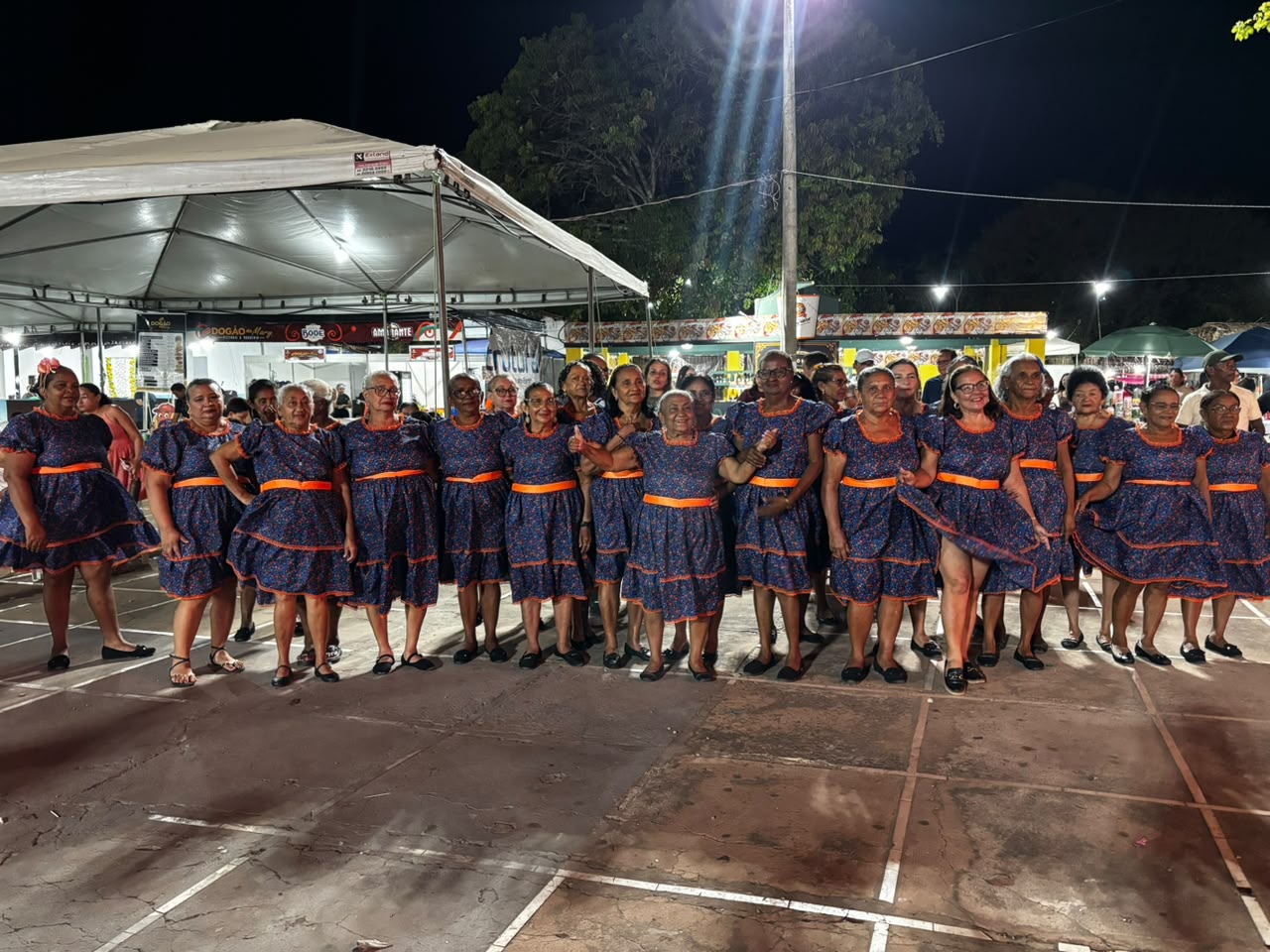 Guardiões da Experiência dançam ao som de Celso Teixeira na Festa do Bode